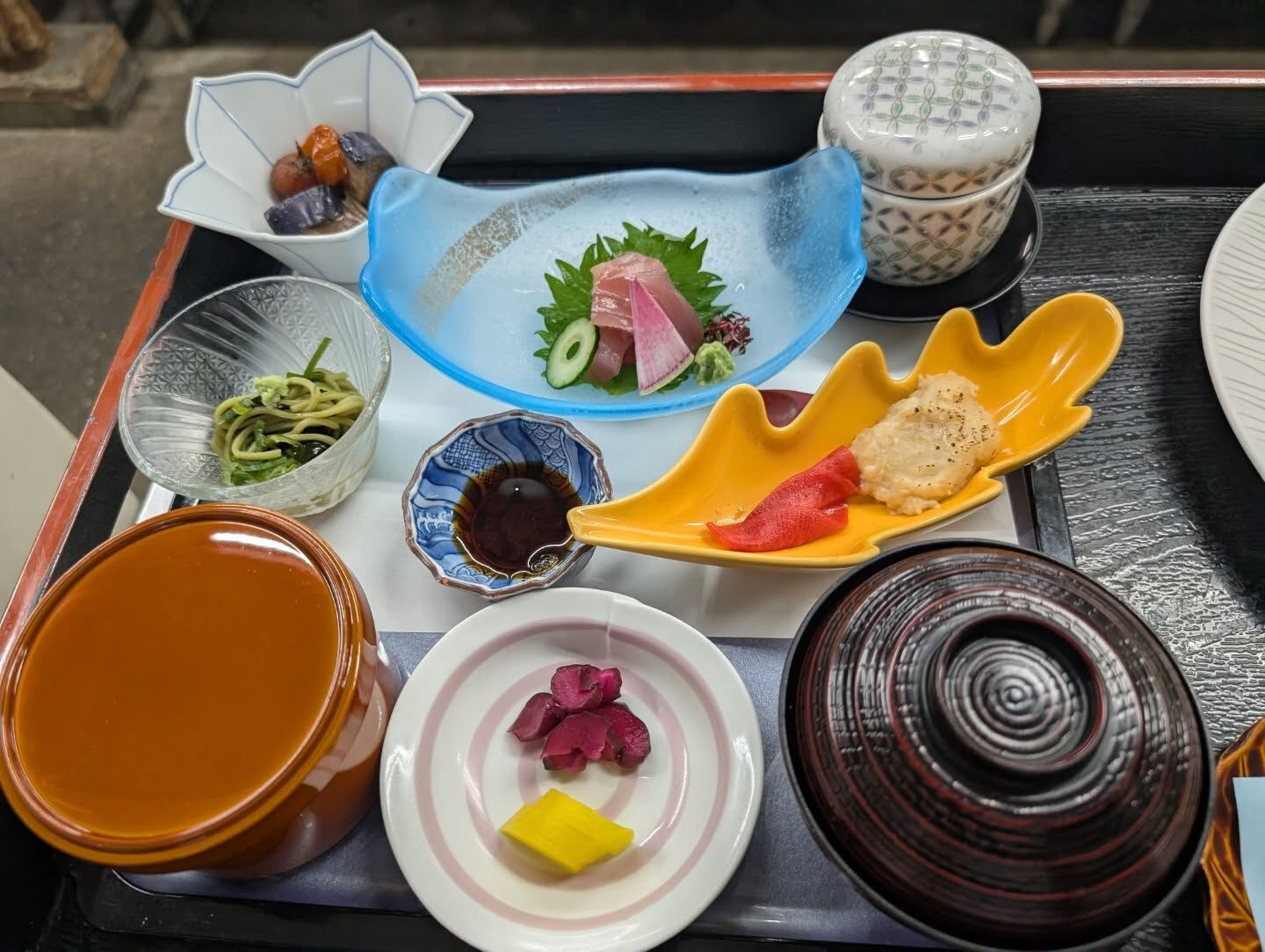 今週の重の家定食を皆様にご紹介いたします