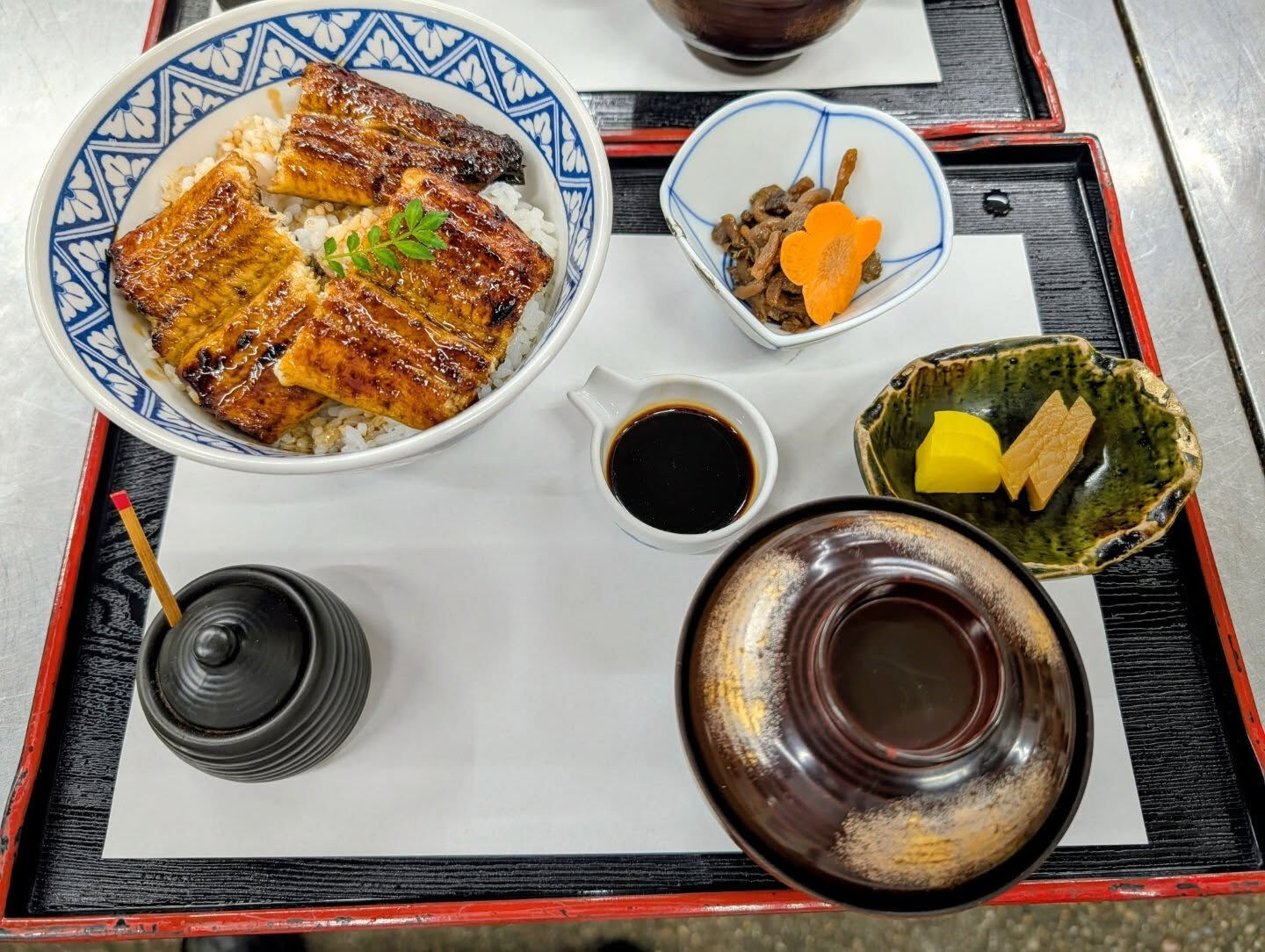 うな丼の魅力を再発見しませんか？当店のうな丼は、選び抜かれた