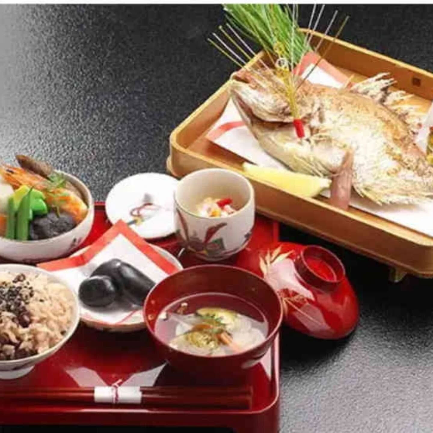 お食い初めは、日本の伝統と温かな家族の絆を感じる特別な行事で