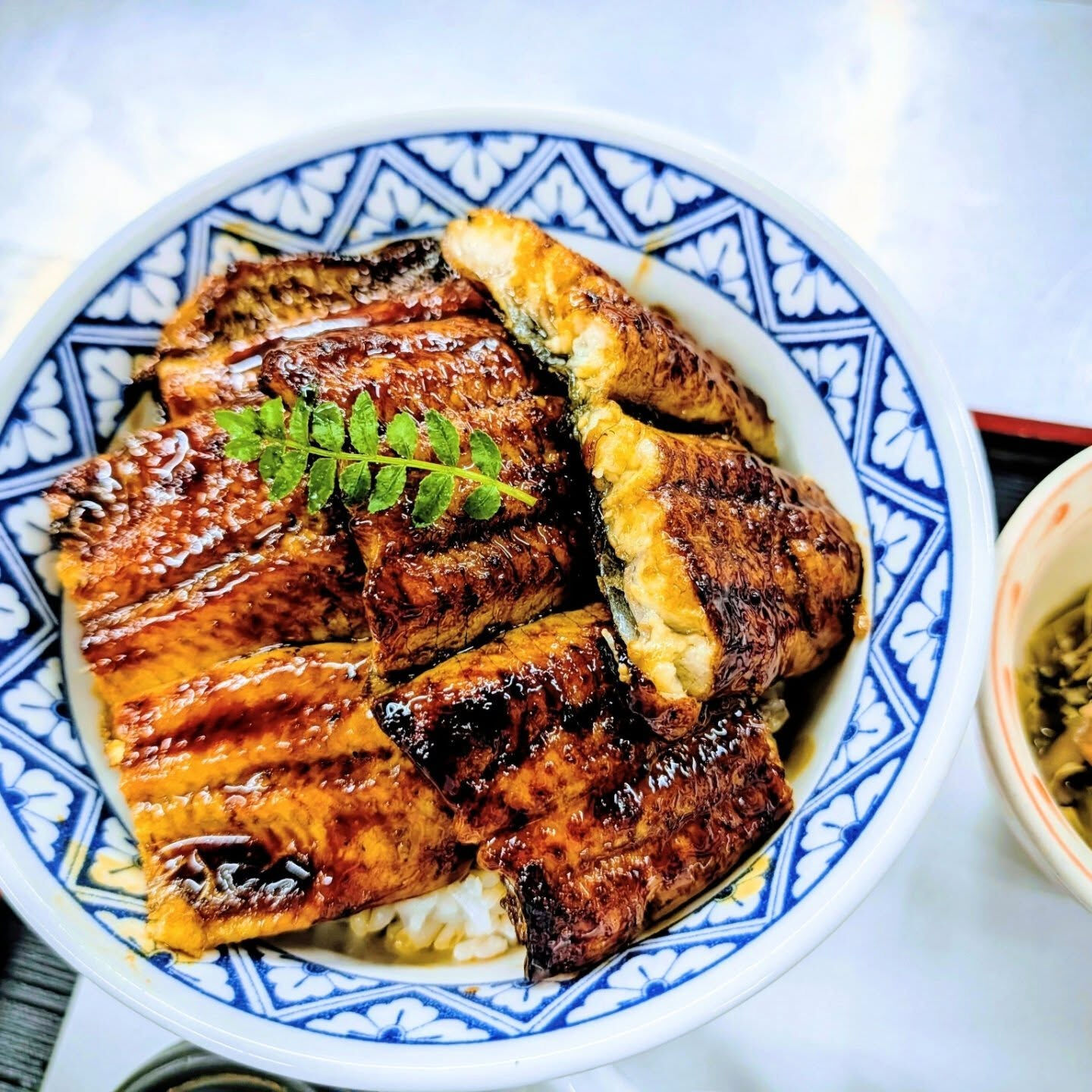 日本伝統の料理、会席・懐石料理のさらなる深みを求めて――鰻丼