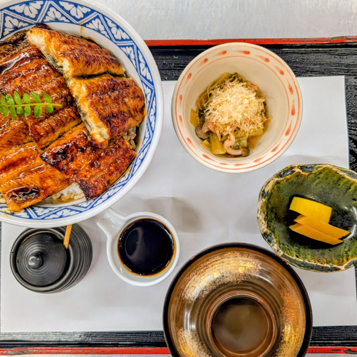 日本伝統の料理、会席・懐石料理のさらなる深みを求めて――鰻丼