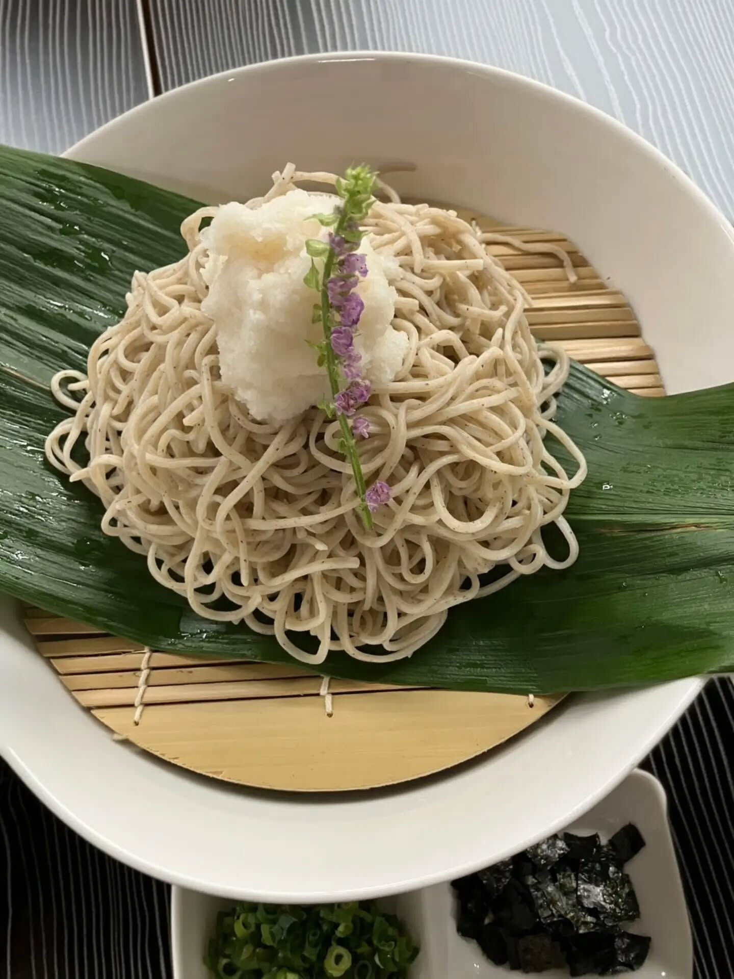 🌿【明日より販売開始】夏限定・辛味大根おろし蕎麦🌿⁡